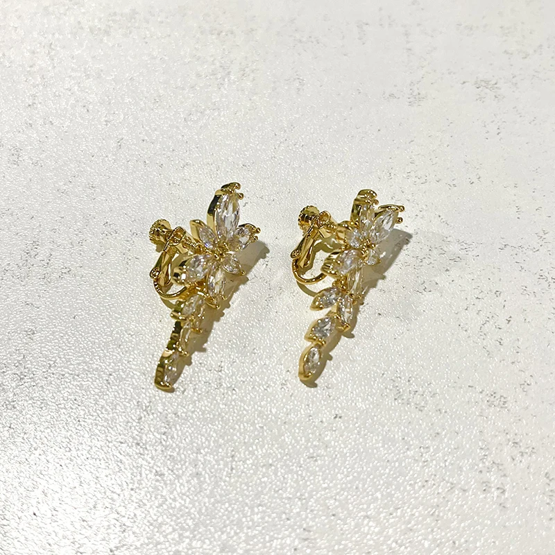 Marquise Leaf Shape Cubic Zirconia CZ Crystal Chandelier Earrings for Women Wedding Bride or Bridesmaid Jewelry