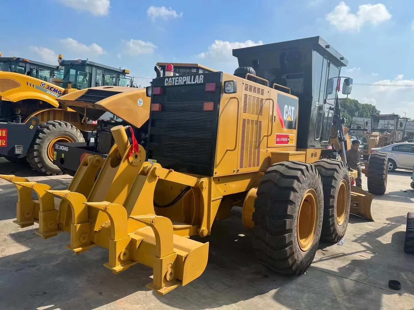 Low Working Hours cat 140h Grader cat 140H motor grader for sale