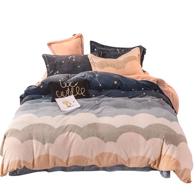 
Printed 100%Polyester brushed bedding set 3 piece polar fleece duvets covers bed sheets 
