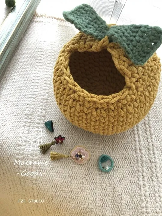 Manufacturer selling cotton yarn round  yarn 3mm 200g 100% cotton rope macrame yarn hand woven DIY tapestry bag