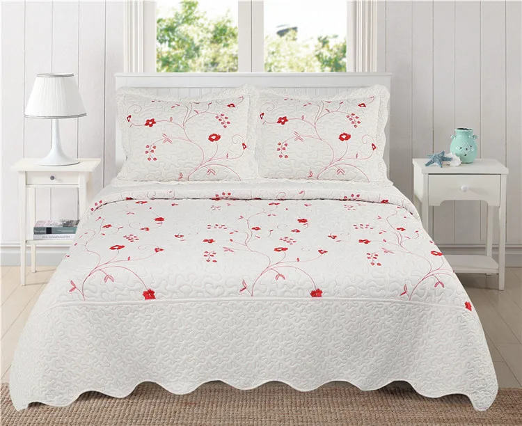 White Quilts Pujiang Embroidery Dropshipping Elegant Bedspread Set China 3pcs Set Bedding Sets Stitchinig Quilt Colcha