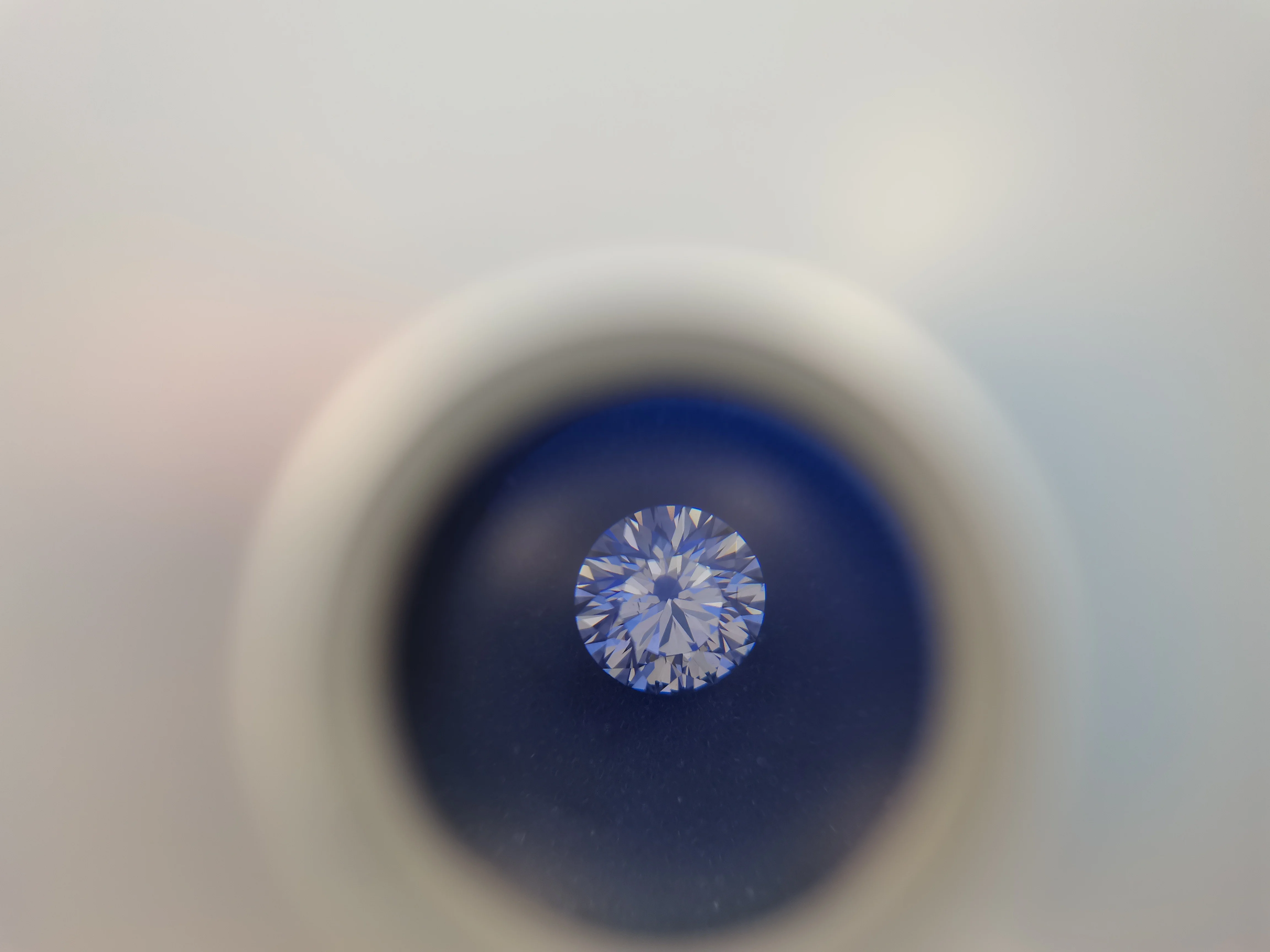 Round 0.9ct Lab Grown Diamond IGI White D VVS1 Diamond