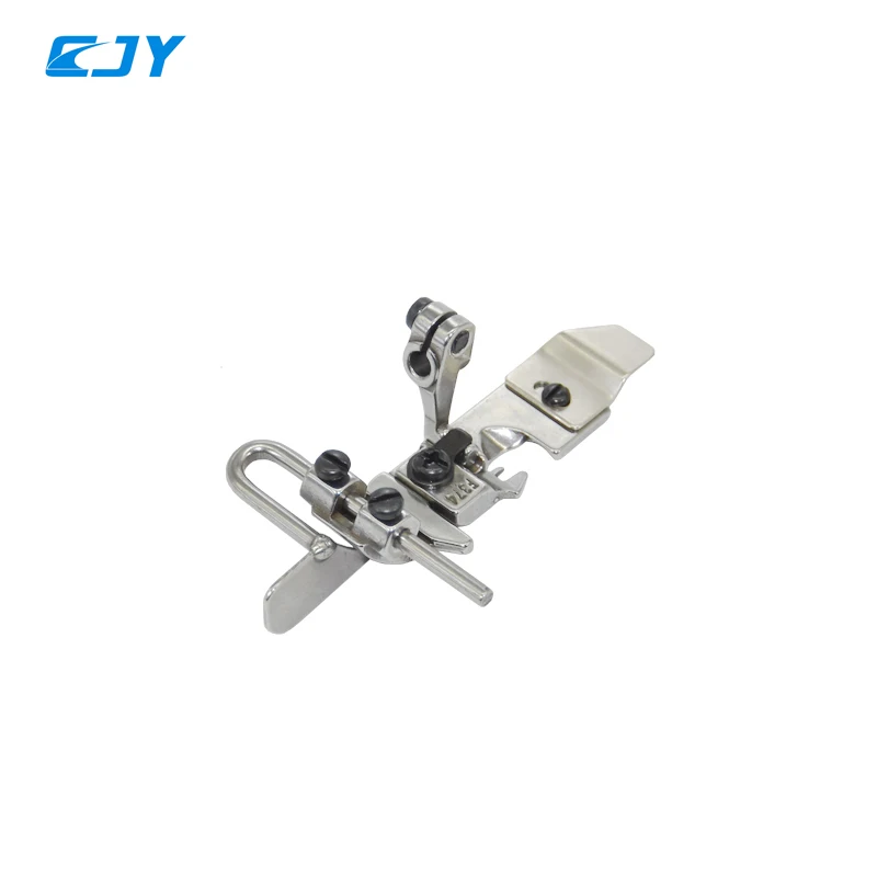M700 747 Four thread lockrand overlock sewing machine gauge set needle position presser foot for Middle Edge Guide