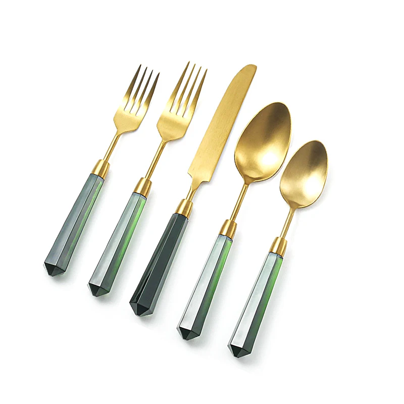 Набор столовых приборов с прозрачной зеленой акриловой ручкой