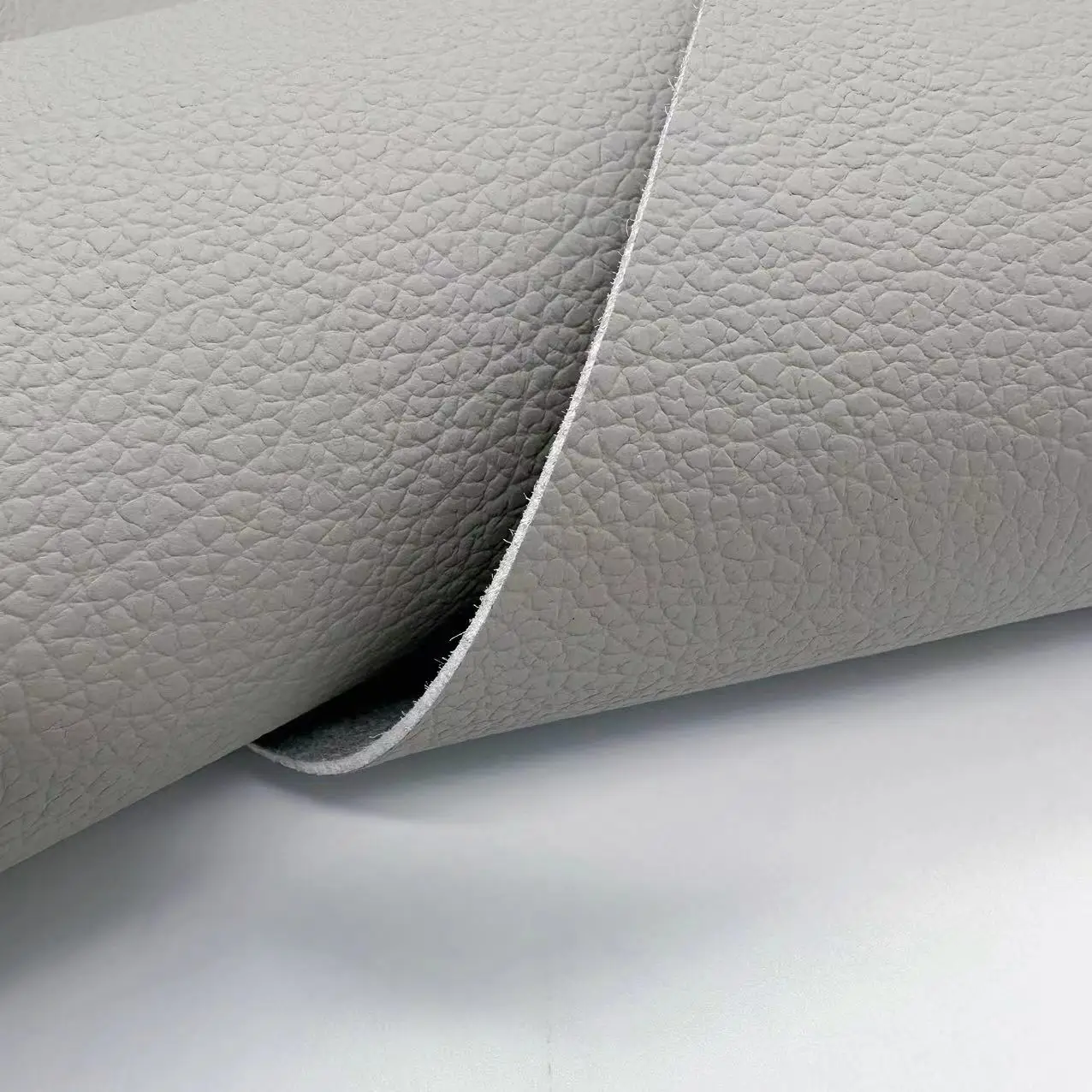 Anti-Scratch PU Leather Perforated Microfiber Embossed Nappa Leatherette for Car Seat