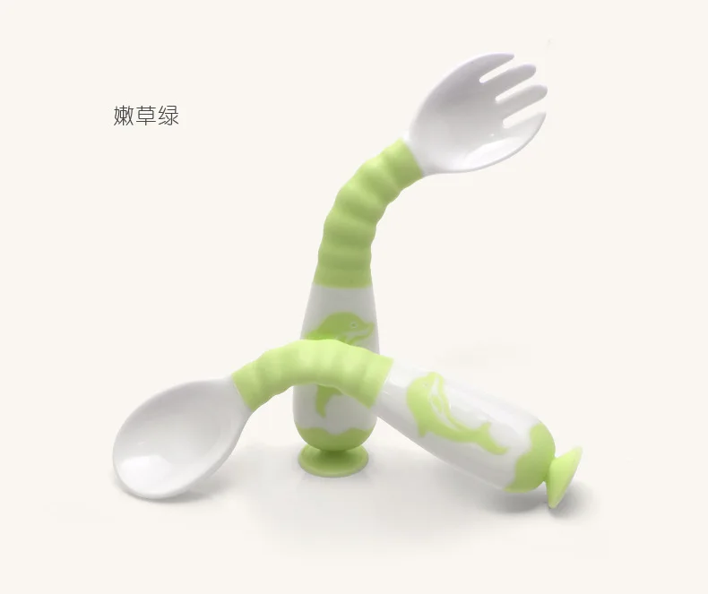 Hot Selling Heat Resistant Durable Bendable  PP Kitchen BPA FREE Training Spoon Feeding Baby Spoon and Fork Set Silicone