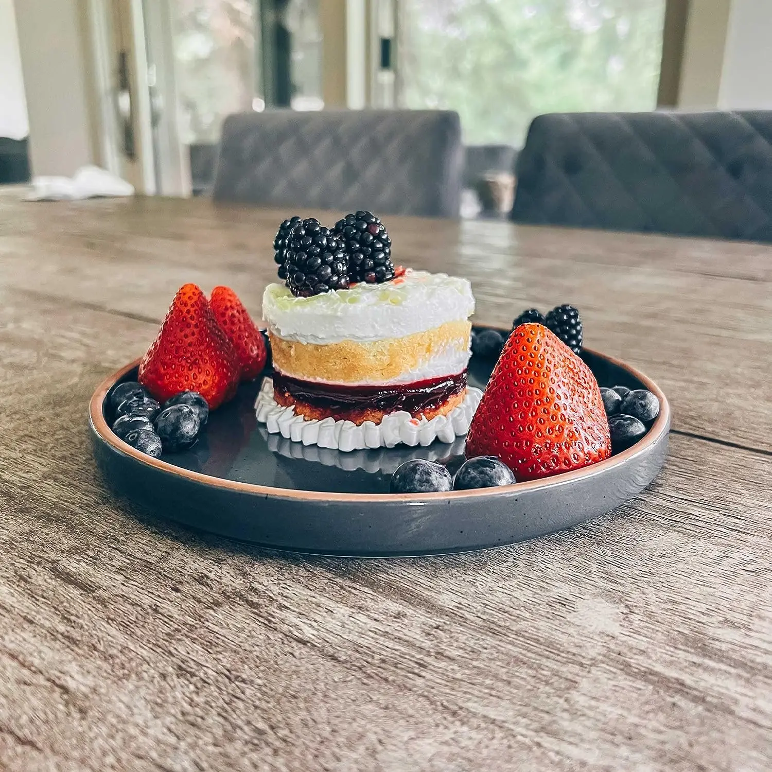 Handmade but Functional Design Plates Sets Dinnerware Stoneware Flat Plates for Dessert Salad Appetizer Plates