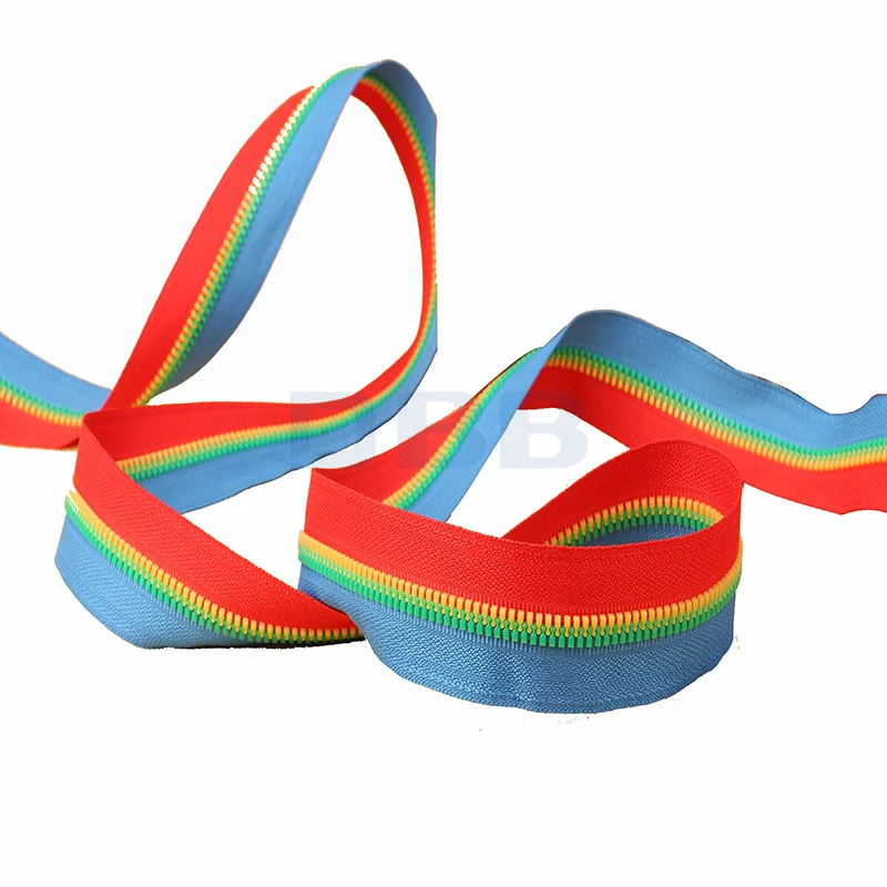 original design  contrast color tape teeth open end plastic resin zipper for garment