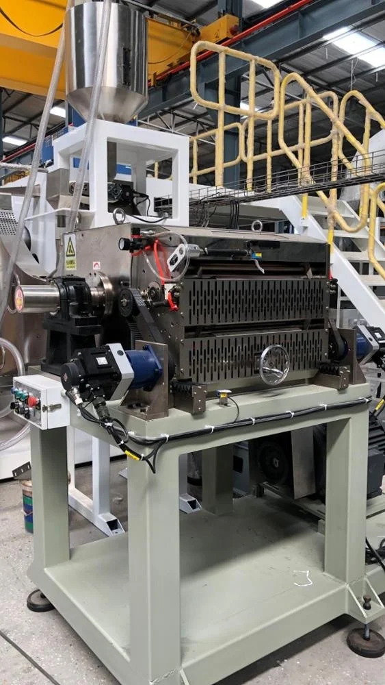 Best design for baby diaper making machine t shape with CE certification