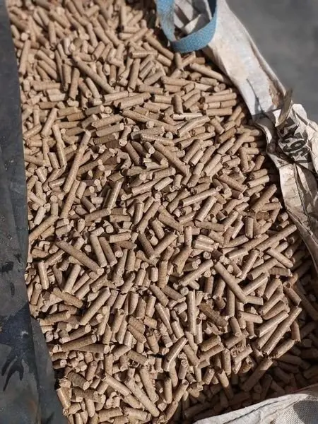Wholesale Good Quality Wood Pellets/ Rice Husk Pellets For Fuel With Best Competitive From Vietnam