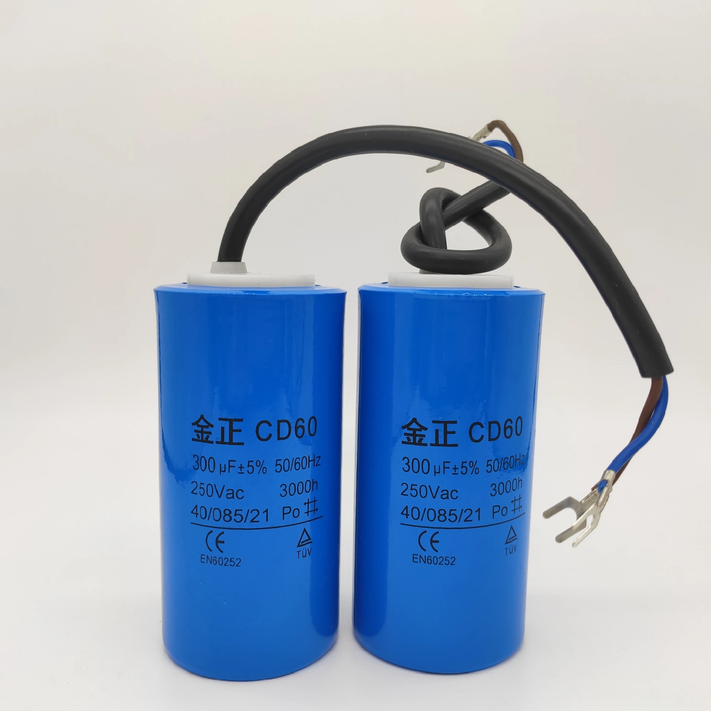 Конденсатор CD60 400 мкФ пластиковый конденсатор