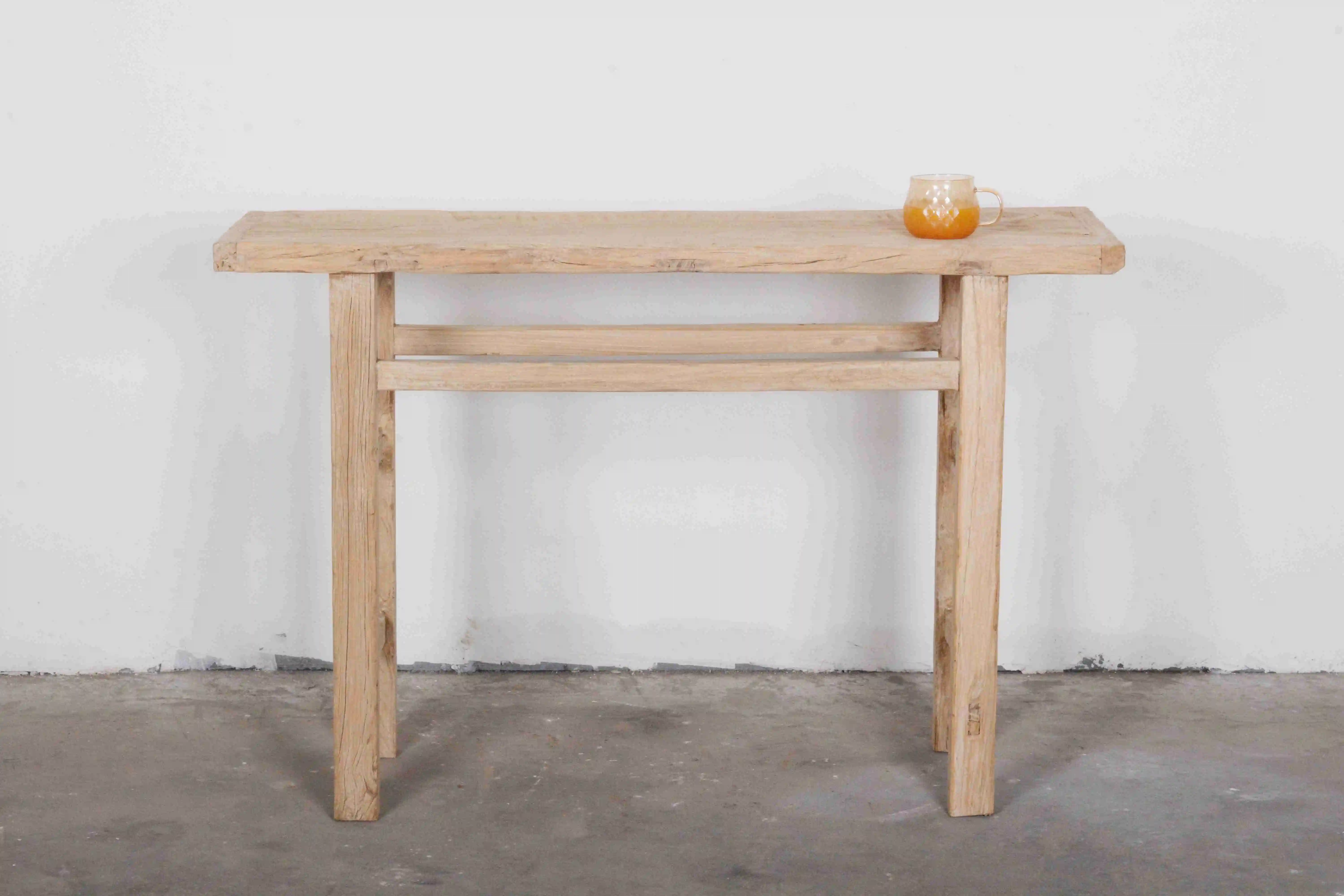 New Product Hot Selling  Simple Retro Durable Side Table With Strong Load Bearing Capacity