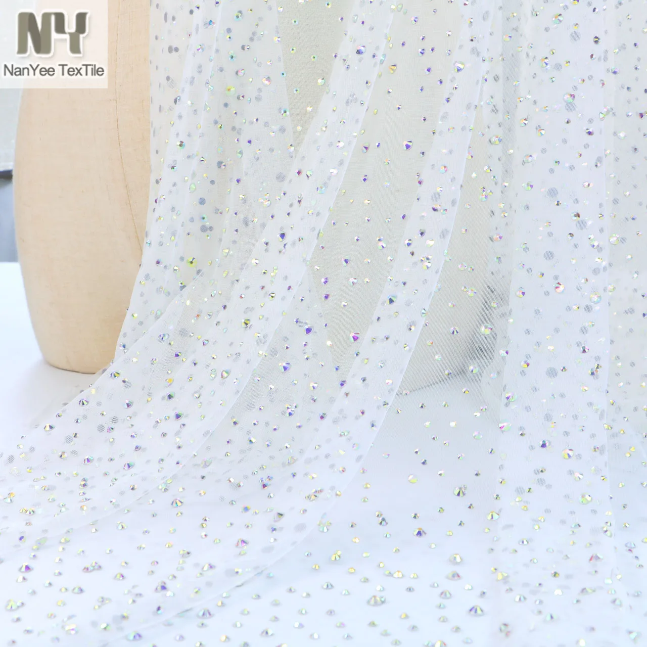 Nanyee Textile High End Sparkle Foiled Rhinestone Diamond Mesh Fabric for Wedding