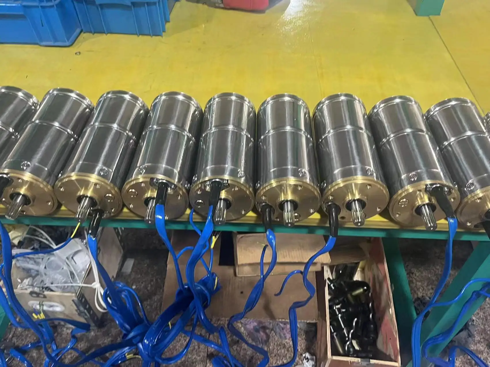 Высокоскоростной 4-дюймовый глубокий водяной насос колодец Автоматический погружной