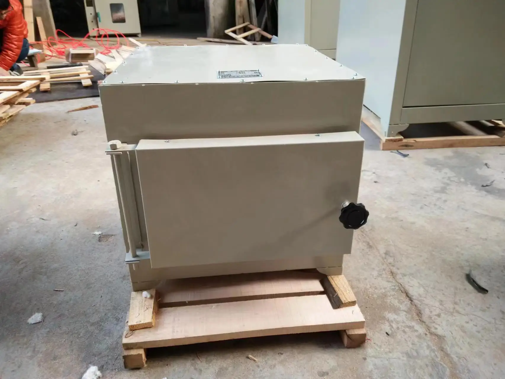 Muffle Furnace for Dewaxing  Burnout Furnace High Temperature 1200 Degree Heat Treatment