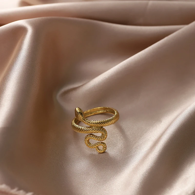 Latest Design Wholesale Fashion Gold Plated Stainless Steel Vintage Punk Snake Ring Women Jewelry