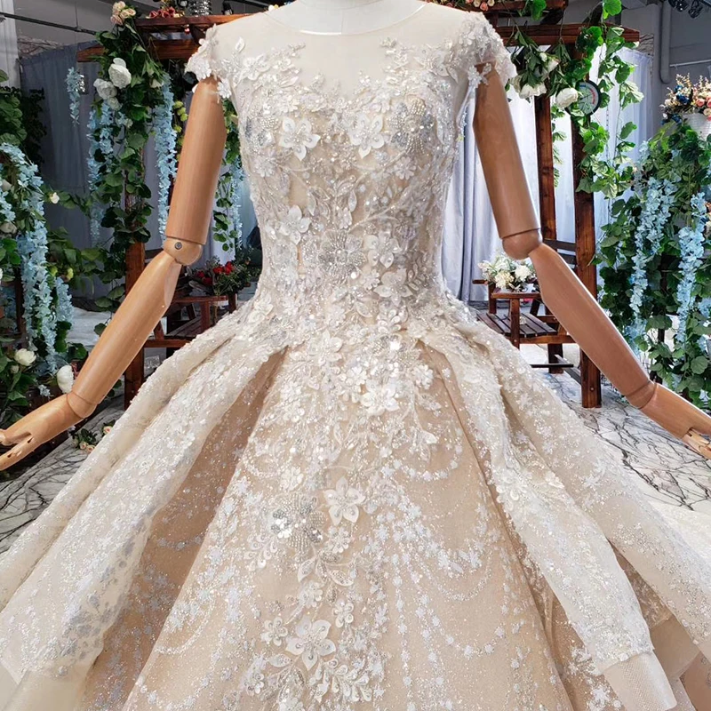 HTL728 Luxury Dubai Design Ball Gown Wedding Dress With Ivory Lace Appliques On Bridal Gown