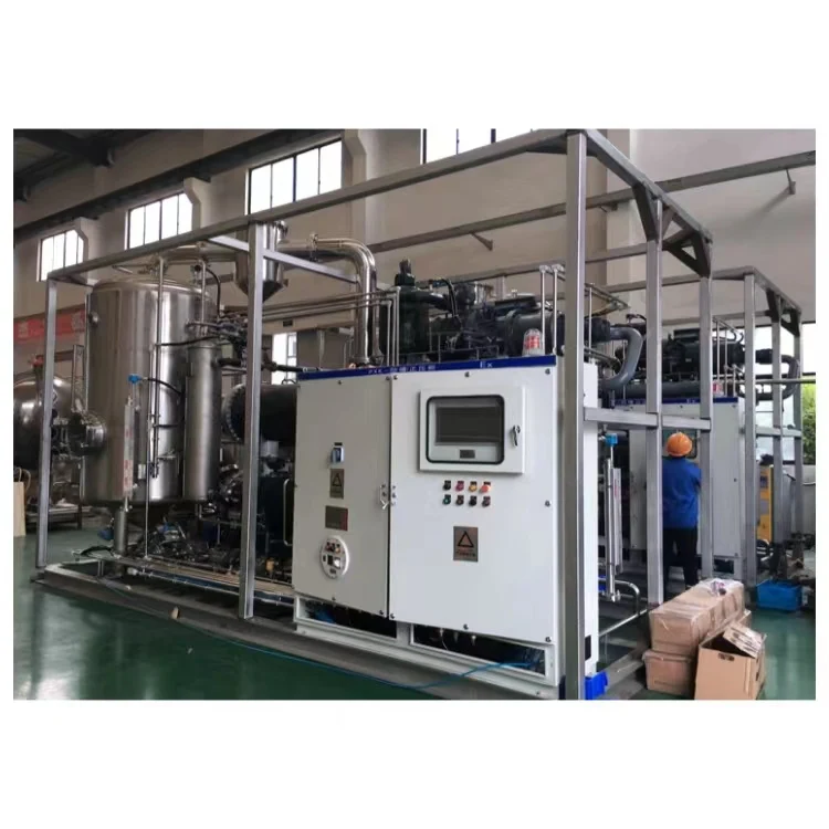 Low Operating Temperature Thin Film Wastewater Evaporator Concentrator with High Evaporation Rate