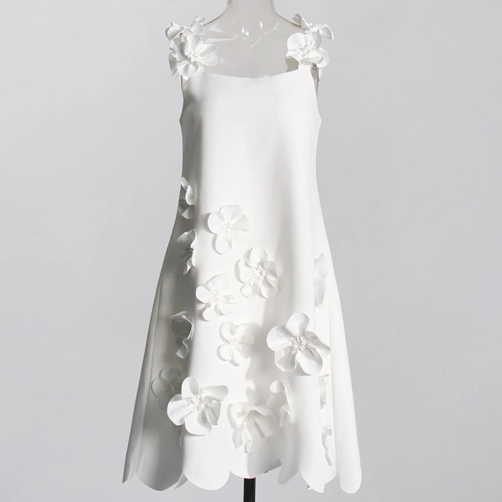 TWOTWINSTYLE Elegant Temperament Three-Dimensional Flower Design High-Grade Sexy Solid Color Halter A-Line Dress