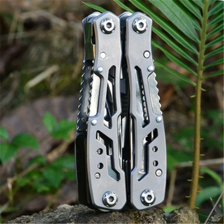 Multi-tool Knife Pliers Pocket Knives Saw Kit Survival Folding Multi Tool with Screwdriver Bits Set for Emergency Survival