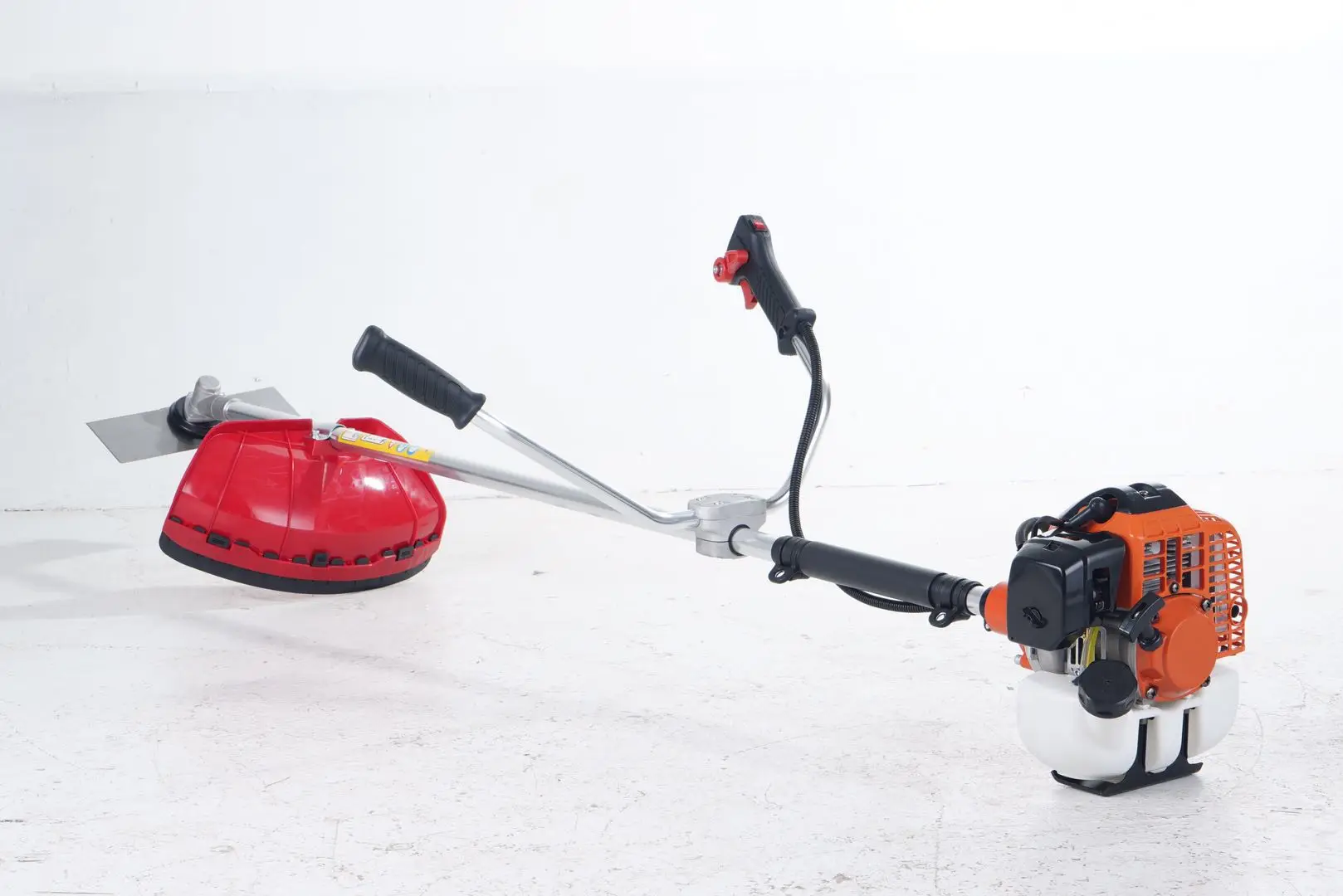 TU26 brush cutter Power String Trimmer 22.5cc lawn mower high branch saw 2 stroke tu26 garden