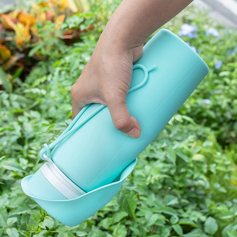 BPA-Free Silicone Collapsible Portable Travel Water Bottle Dispenser for Dogs