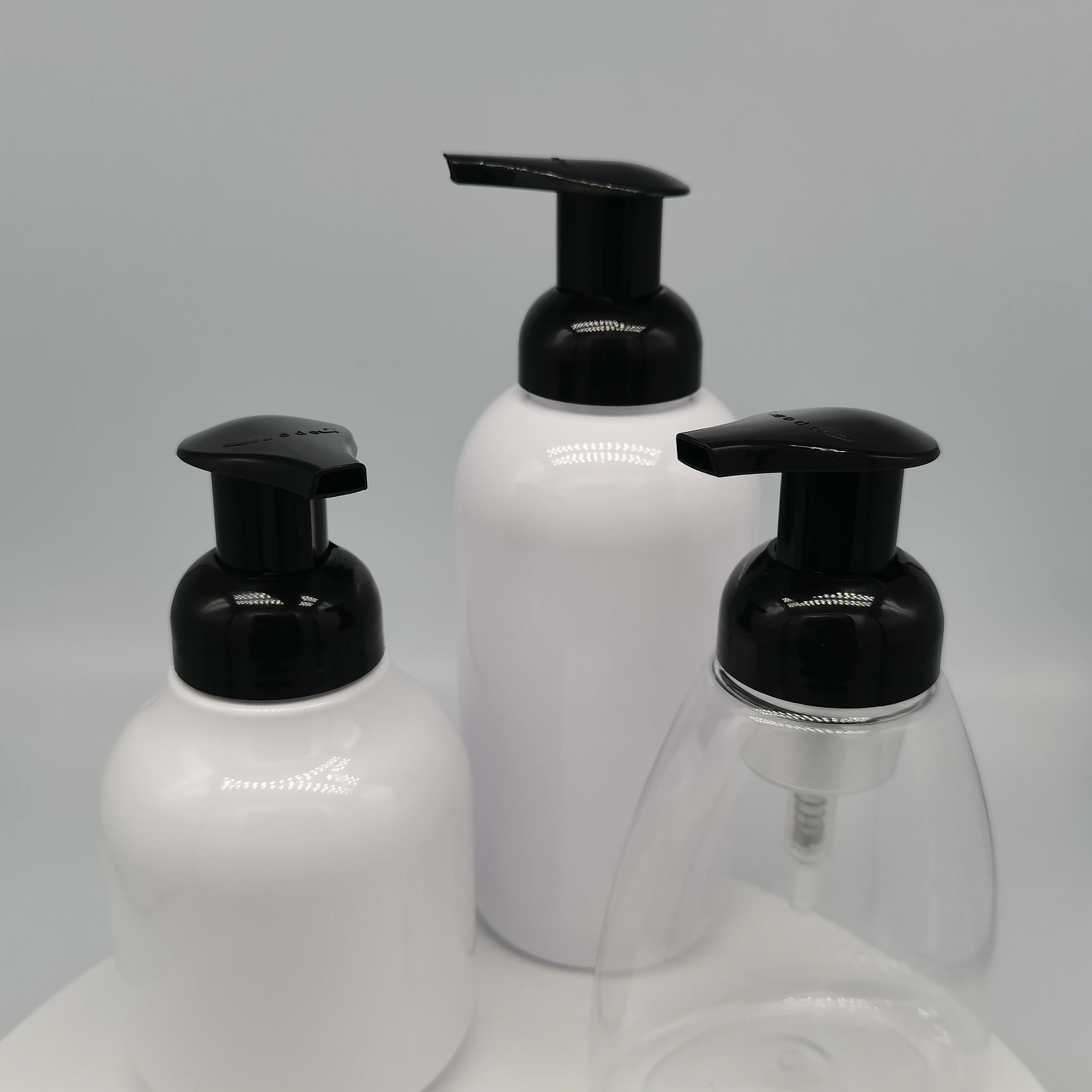 High-end atmospheric black 40mm left and right lock liquid foam pump hand washing bath dispenser