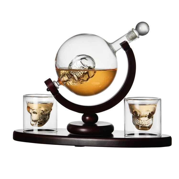 Skull Shape Borosilicate Glass Crystal Magic Whiskey Decanter Set with 2 Cups