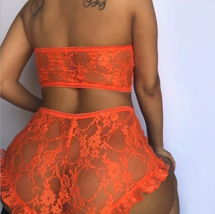 Best selling two pieces sexy women underwear hot transparent see through lace plus size sexy bra panty set lingerie