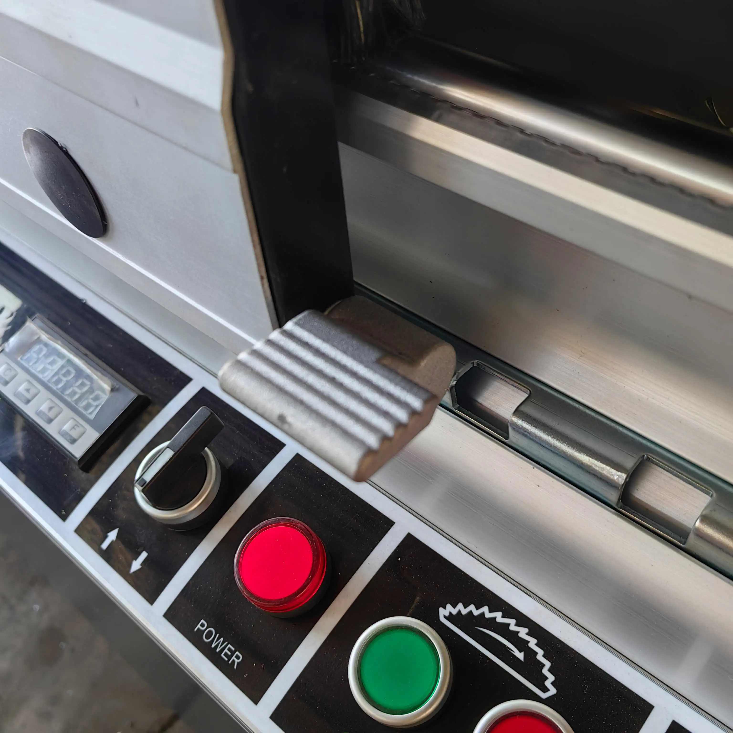 Wood table saw sliding machinery precision cutting saw woodworking sliding table saw for sale