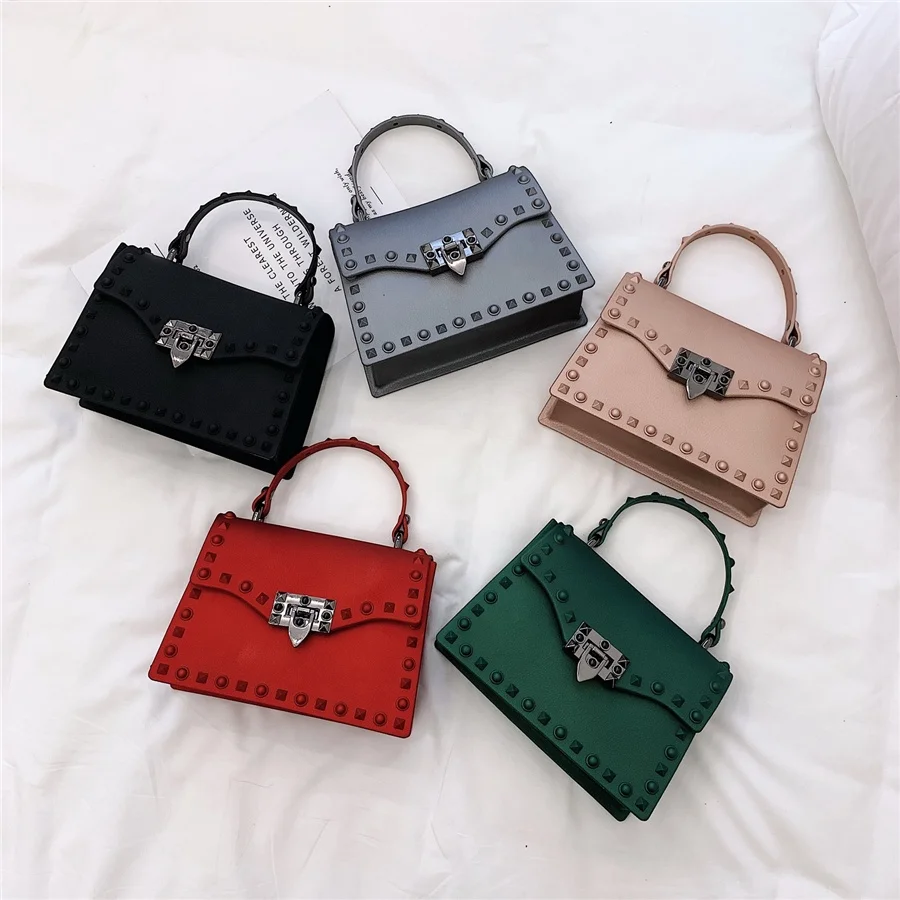 Wholesale Low Moq New PU Leather Bag Purses For Women Beautiful American Handbags Classic Rivet Retro Messenger Bag