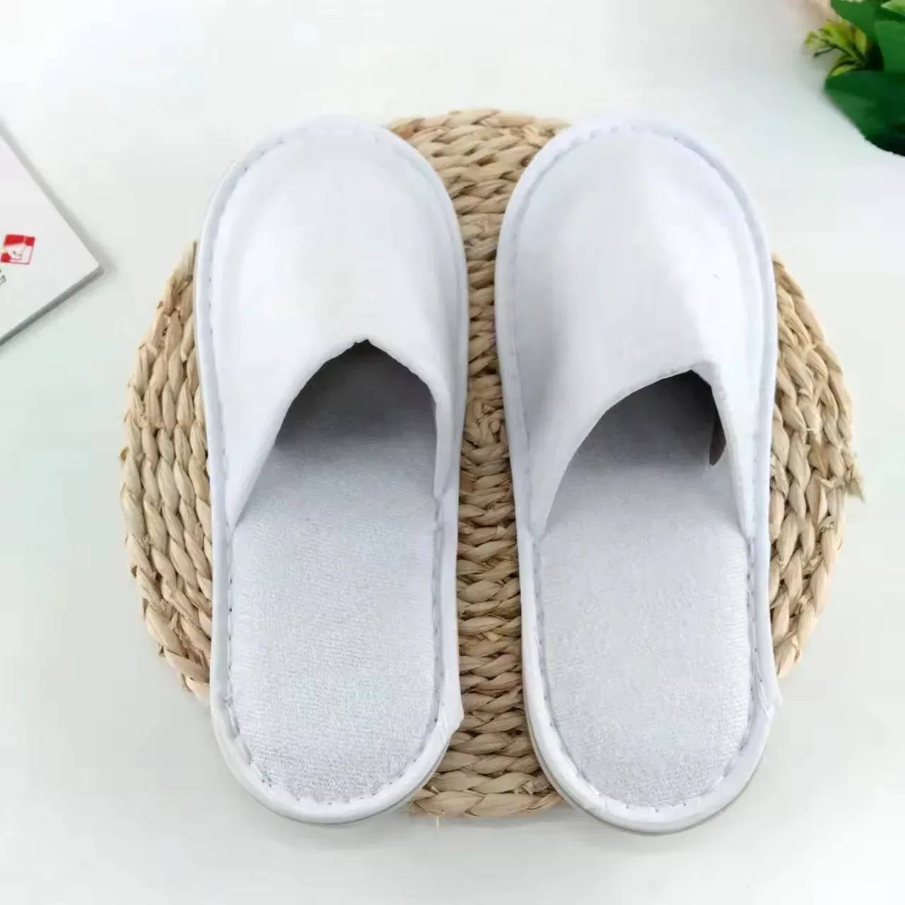 Factory Wholesale Price High Quality White Terry Towel Hotel Slipper Stocklot Slippers