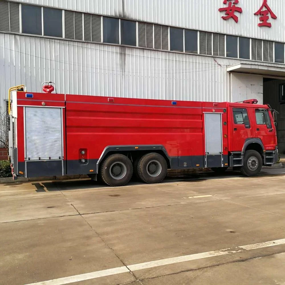 HOWO 16T  water and foam fire truck with 60m foam range