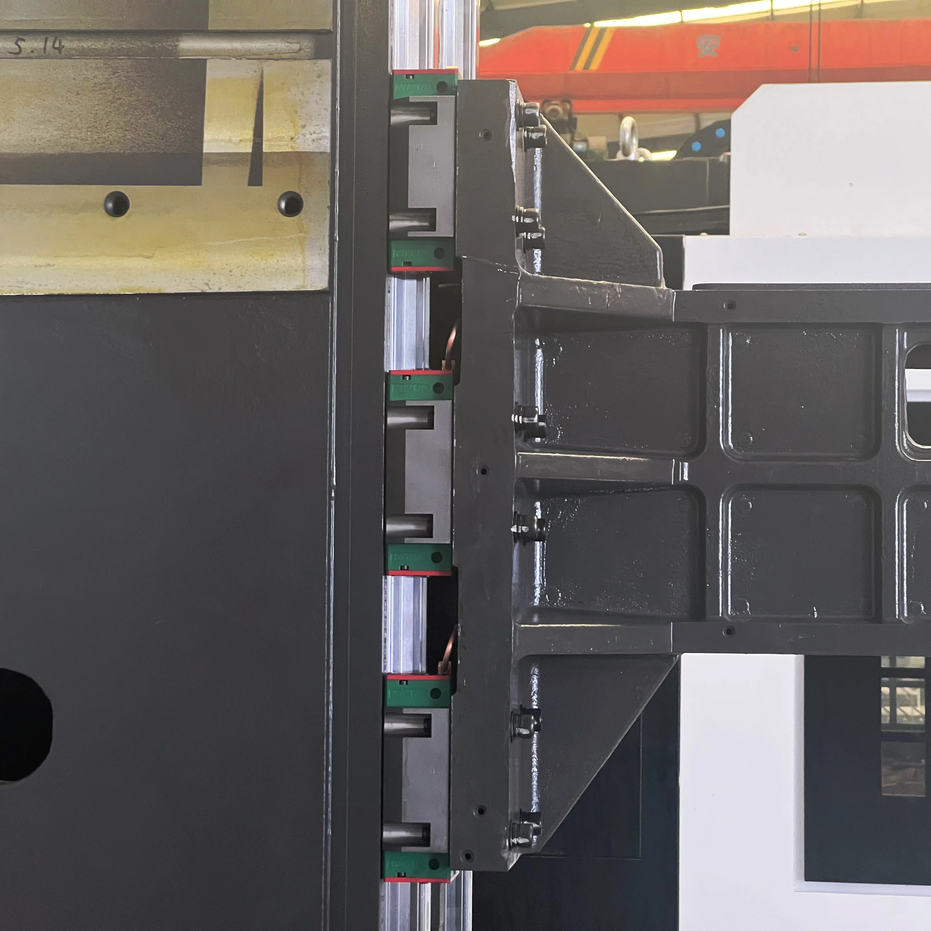 VMC1260  horizontal machining center cnc vertical 5 axis cnc machining center Frame