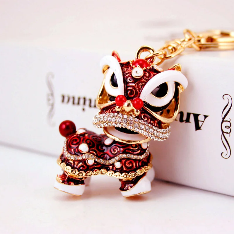 KC032 New Fashion Style Chinese Creative Alloy Pendant Crystal Lion Charming Keychain