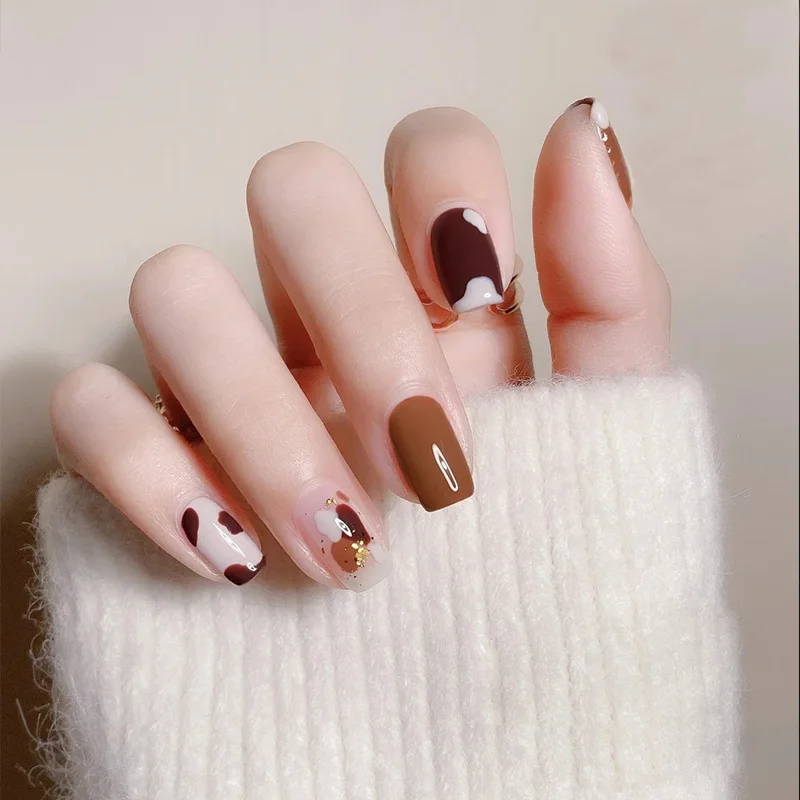 press on nails (23).jpg