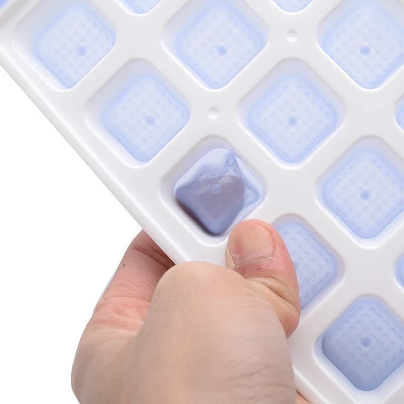 Silicone Ice Cube Trays Ice Cube Mold with Lid New Item Amazon Selling