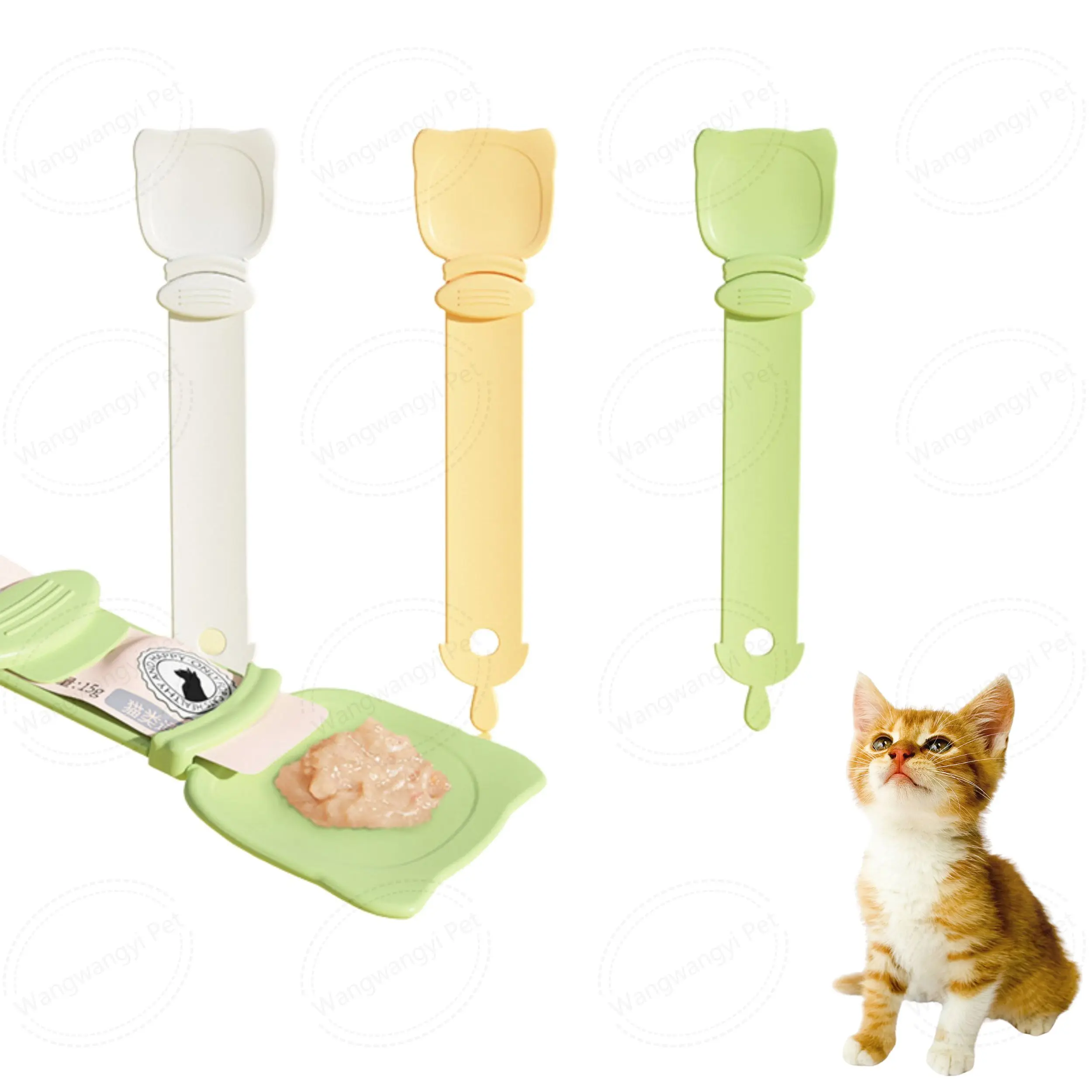 New Arrival Cat Treats Strip Spoon HIPS Paste Food Squeezer Cat Feeder