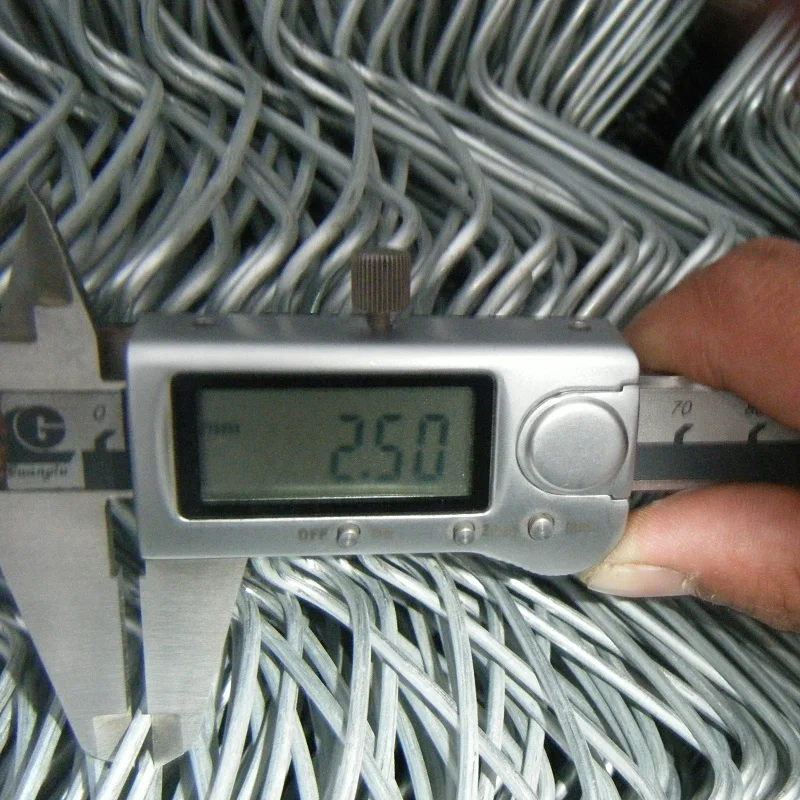 Hot Selling selling  heavy duty galvanized 6.5ft farm chain link fence