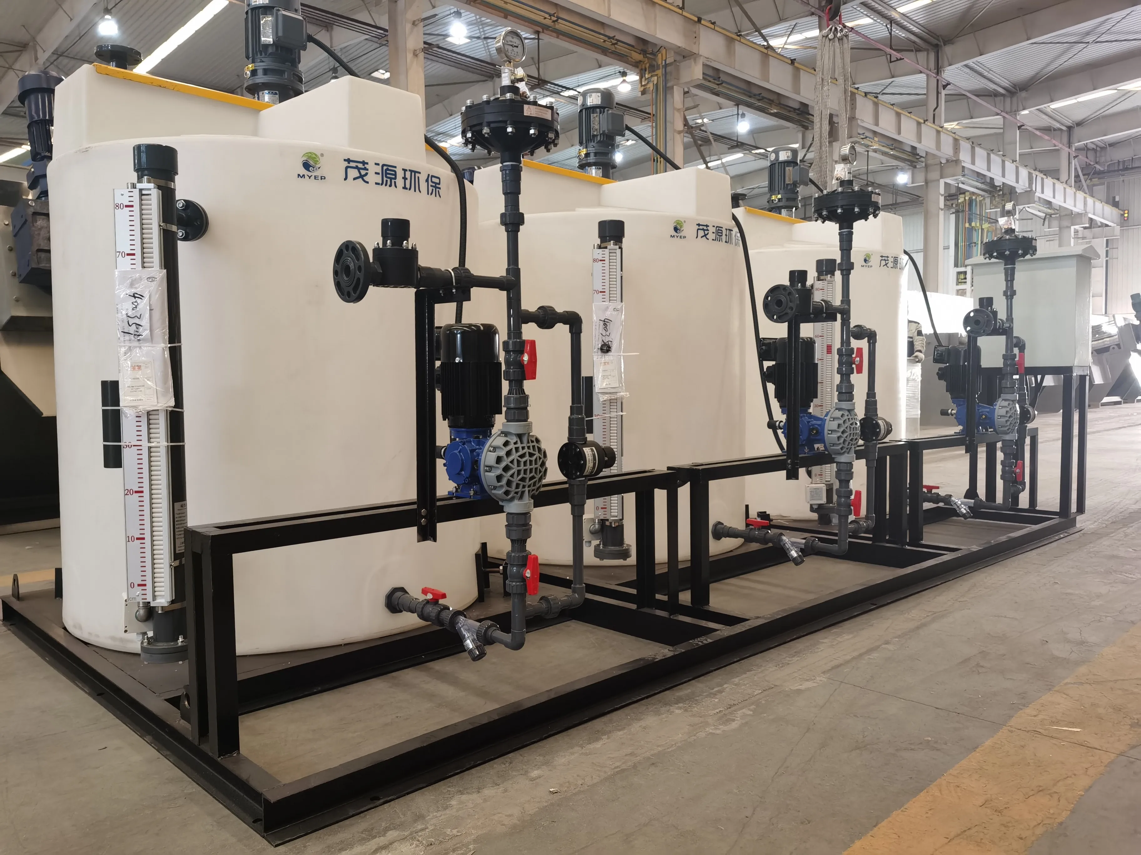 PAM PAC daf chemical polymer and preparation flocculation machine with pump dosing system