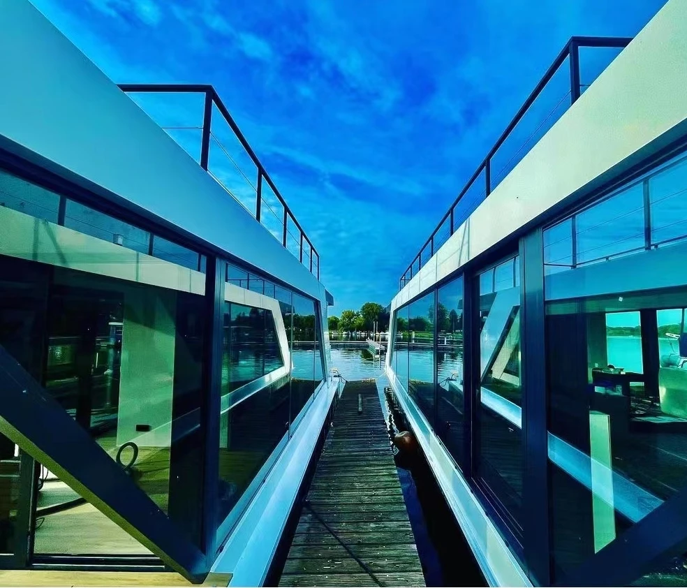 Allhouse Houseboat Floating Pontoon Boat with 2 Bedrooms Kitchen Amusement Park with Solar Panels Engine Marine Used Houseboat
