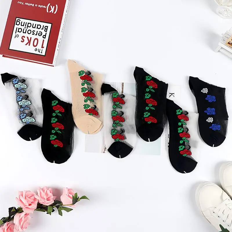 Spring wholesale fashion knitted flowers lace crystal silk socks women