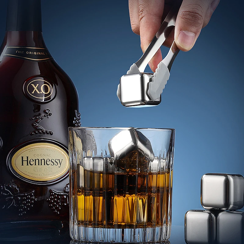 Bar Accessories Metal Mini Stainless Steel Ice Cube with Tong Wine Bar Wisky Chiller Stones Reusable Ice Cubes for Cola