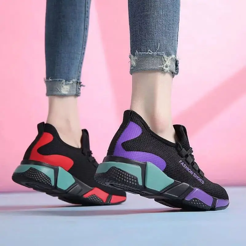 In Stock Factory Woman Cheap Breathable Custom Sock Shoes Walking Sports Shoes Ladies Wedge Sneakers