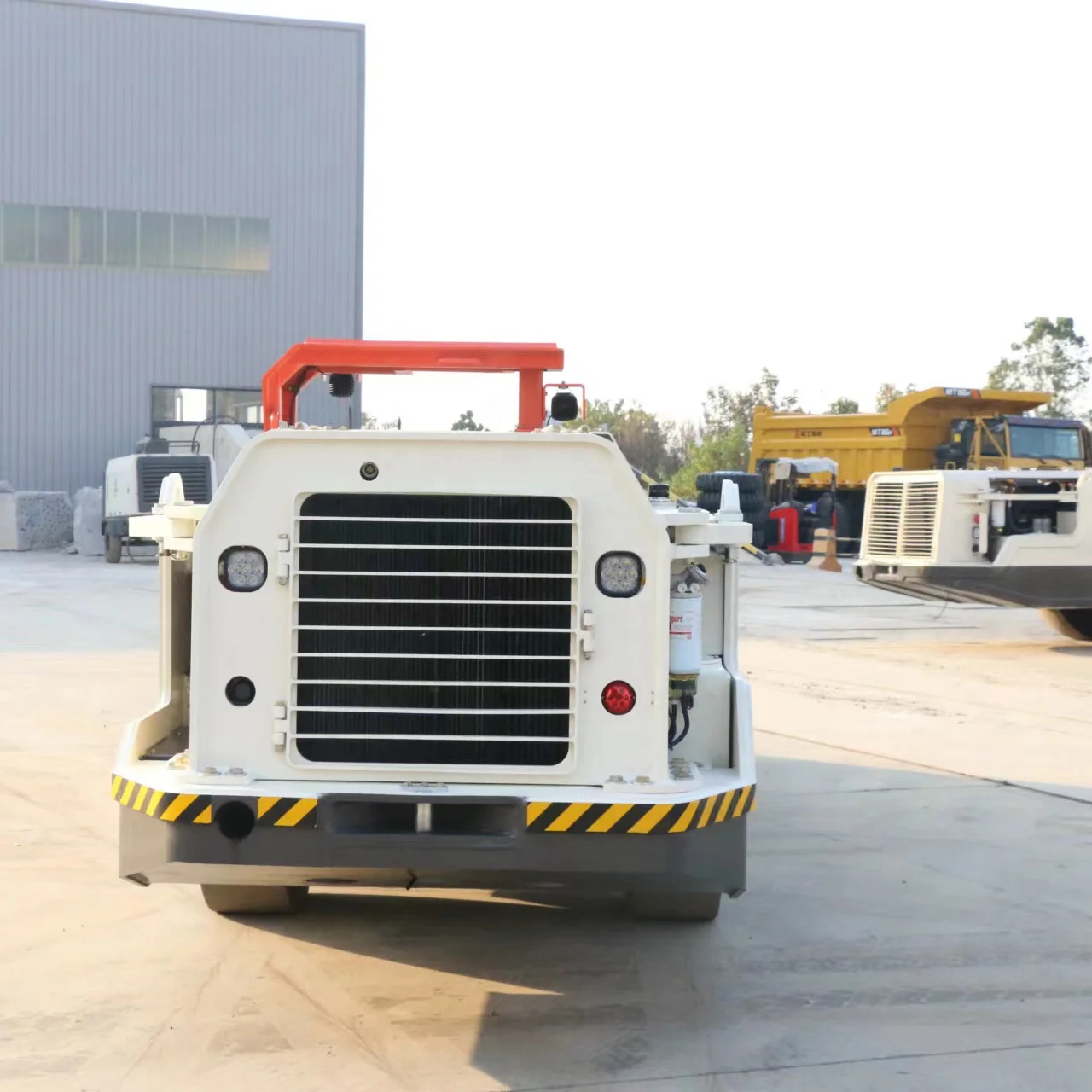 4.5 Cubic Meter Articulated Mining Scoop Loader Diesel Underground Wheel Loader For Coal