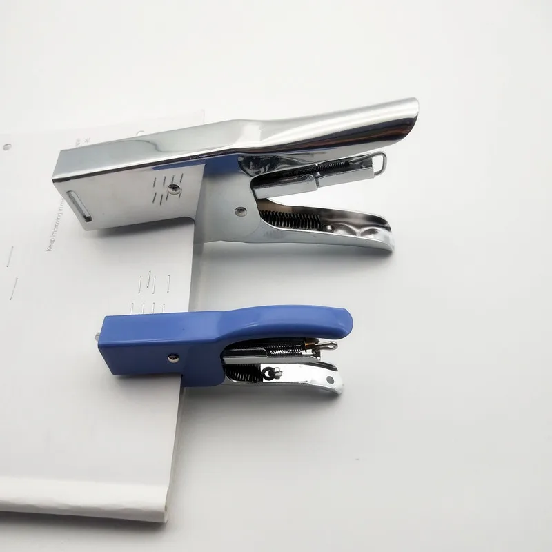 Manual office stapler plier