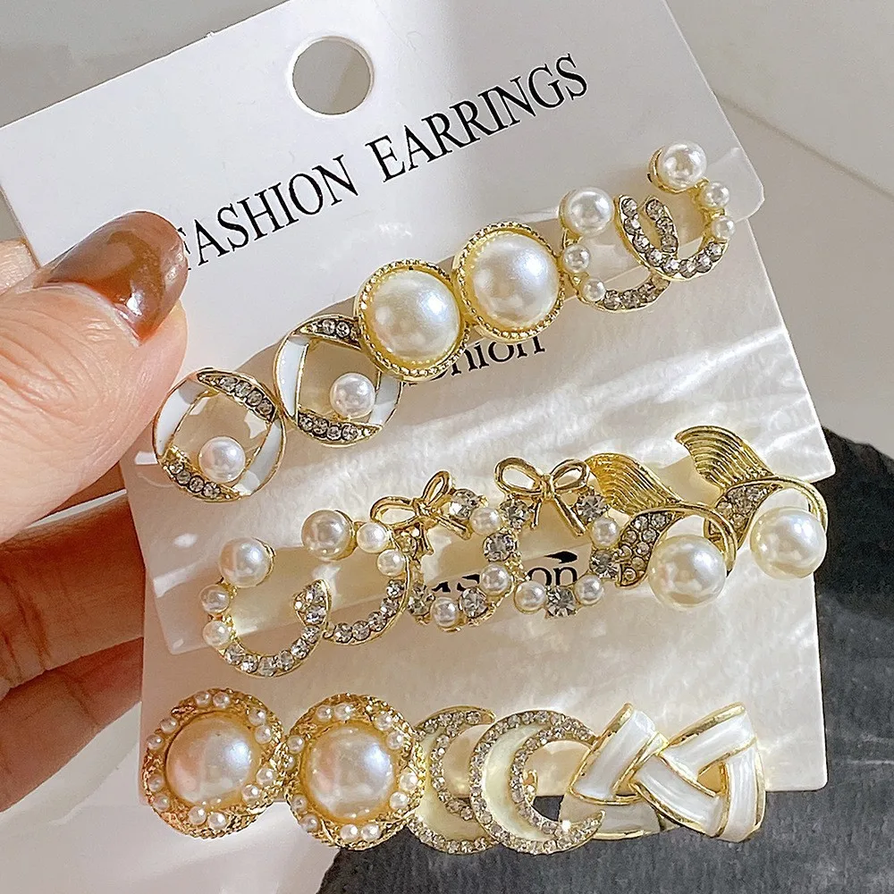 Fashion Korean Zircon Pearl Bow Fish Tail Stud Earrings Set Women Vintage C Shape Moon Earrings Cards Jewelry For Gifts