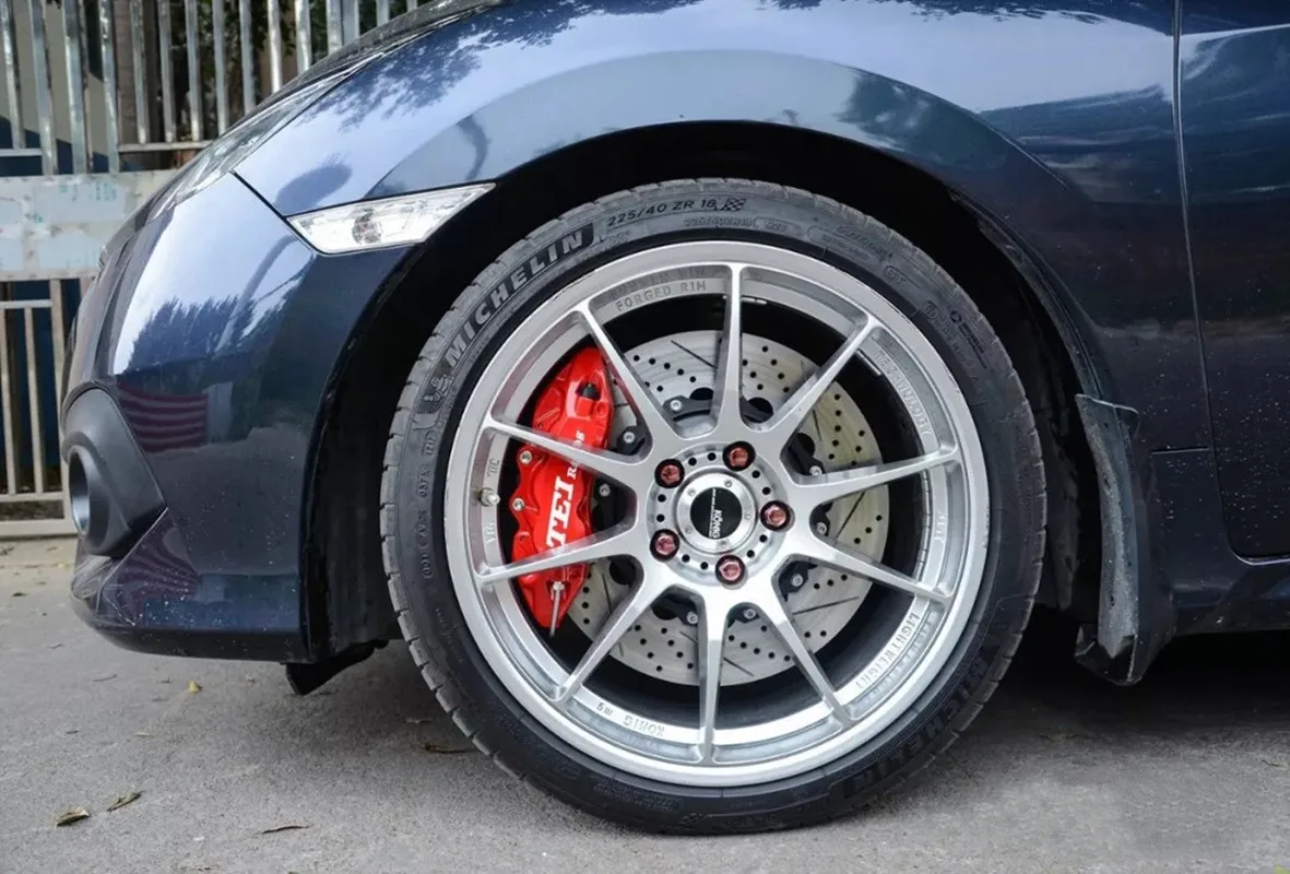  6 PISTON Big Brake Kit with 355x32mm Slotted Drilled Disc Rotor 18Inch Wheel For CIVIC