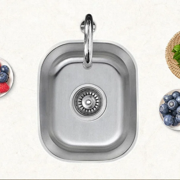 Одинарная чаша, используемая на кухне, очень удобная