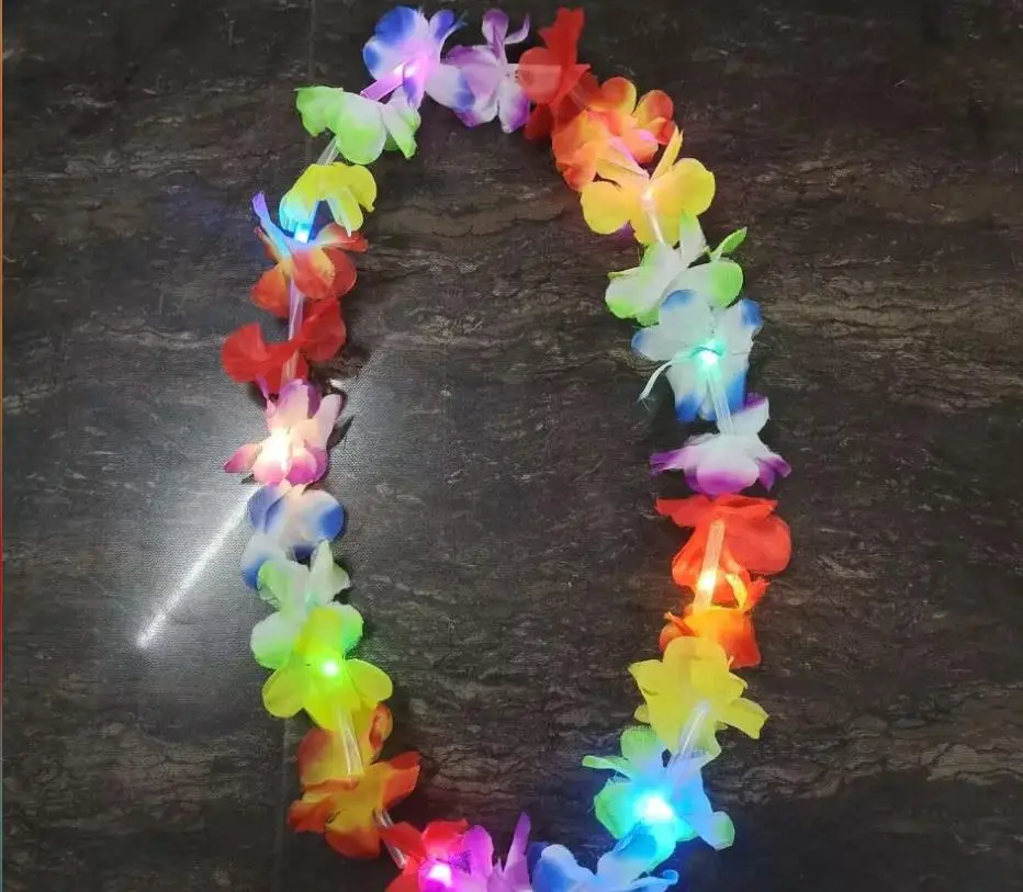 LED Hawaiian Leis Light Up Flower Necklace Luau Rainbow Tropical Hawaiian Beach Party Carnival Decorations